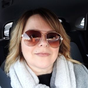 Meet your Posher, Nancy